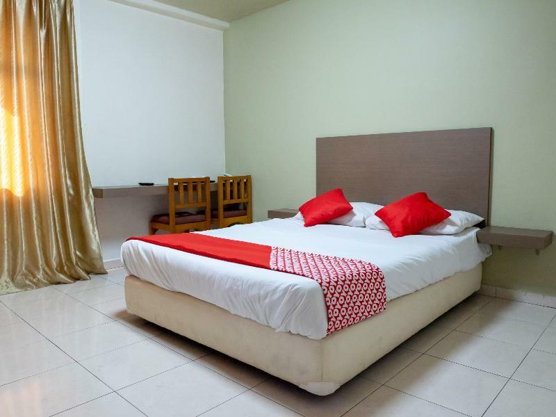 Oyo 434 Marbella Hotel Johor Bahru Exterior foto